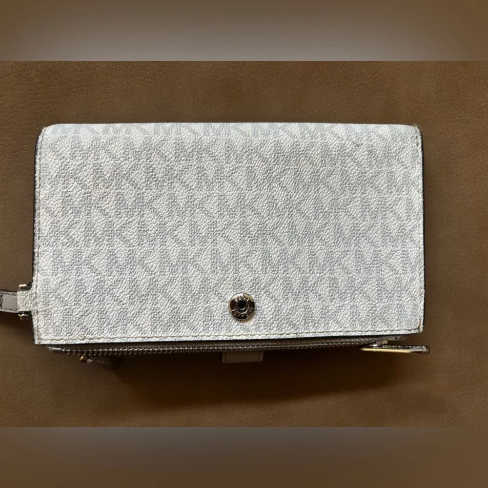 Michael Kors Metallic Silver Wristlet